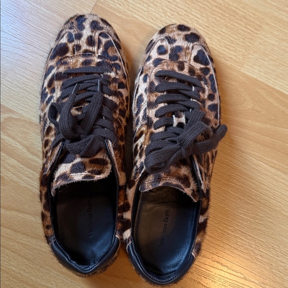 Massimo Dutti Shoes - Leopard Print Women’s Casual Lace-Up Sneakers - Brown- Massimo Dutti. Size 37